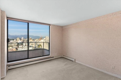 Loft / Bonus Room Photo of 1601 1995 Beach Avenue, Vancouver, BC