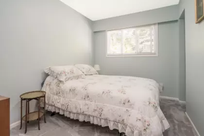 Guest Bathroom Photo of 955 50b Street, Delta, BC