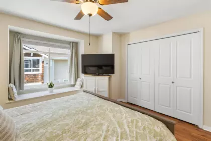 Entry Foyer Photo of 49 15030 58 Avenue, Surrey, BC