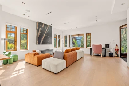 Family Room Photo of 2051 W King Edward Avenue, Vancouver, BC