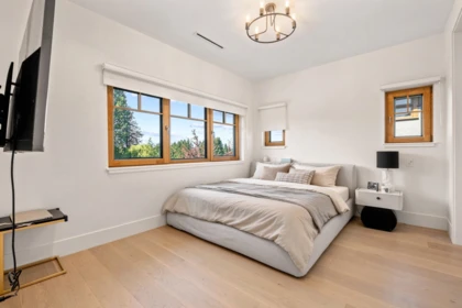 Laundry Room Photo of 2051 W King Edward Avenue, Vancouver, BC