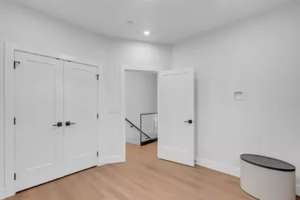 Entry Foyer Photo of 101 11410 139 Street, Surrey, BC