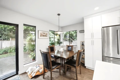 Mudroom Photo of 16108 13a Avenue, White Rock, BC
