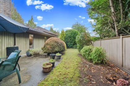Swimming Pool Photo of 16108 13a Avenue, White Rock, BC