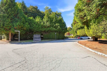 Front Yard Photo of 12137 Faber Crescent, Maple Ridge, BC