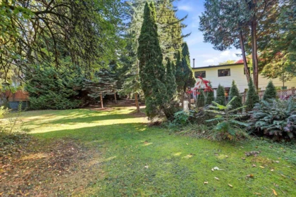 Hallway Photo of 12137 Faber Crescent, Maple Ridge, BC