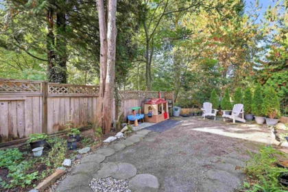 Staircase Photo of 12137 Faber Crescent, Maple Ridge, BC