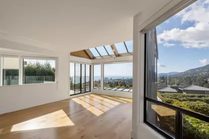 975 Aubeneau Crescent, West Vancouver, BC, West Vancouver — Single Family Residence for sale