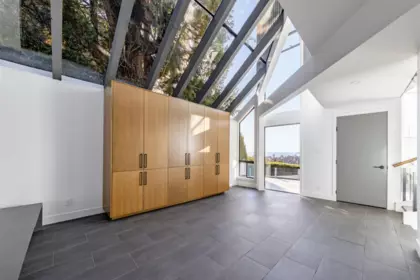 975 Aubeneau Crescent, West Vancouver, BC, West Vancouver — Single Family Residence for sale