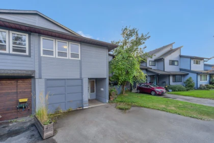 2668 Stellar Court, Coquitlam, BC, Coquitlam — Half Duplex for sale