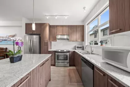 Breakfast Nook Photo of 57 8355 164 Street, Surrey, BC
