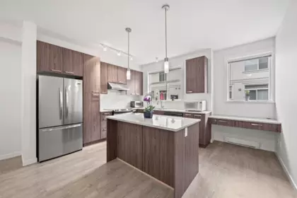 Kitchen Island Photo of 57 8355 164 Street, Surrey, BC