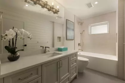 Hallway Photo of 5593 Mackenzie Street, Vancouver, BC