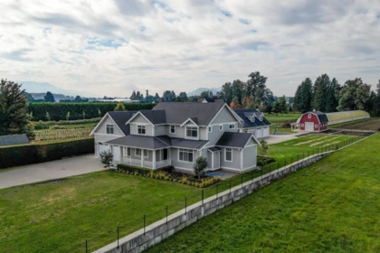10995 Mcsween Road, Chilliwack, BC, Chilliwack — Single Family Residence for sale
