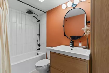 Powder Room Photo of 109 808 E 8th Avenue, Vancouver, BC