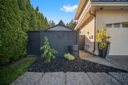 14827 24 Avenue, Surrey, BC, Surrey — Single Family Residence for sale