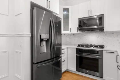 417 119 W 22nd Street, North Vancouver, BC, North Vancouver — Apartment/Condo for sale