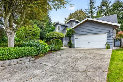 11643 192b Street, Pitt Meadows, BC, Pitt Meadows — Single Family Residence for sale