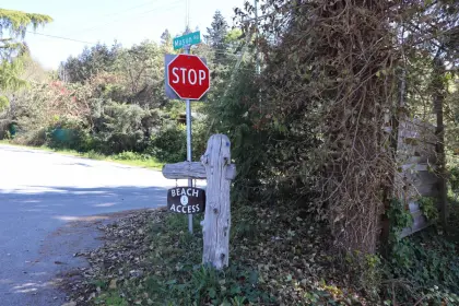 Lot 3 Sunshine Coast Highway, Sechelt, BC, Sechelt — Land for sale