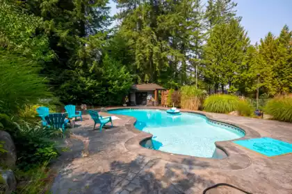 Kitchen Photo of 14275 28 Avenue, Surrey, BC