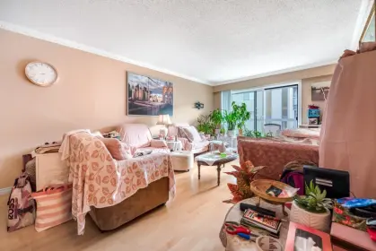 215 6340 Buswell Street, Richmond, BC, Richmond — Apartment/Condo for sale