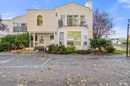 101 9540 Cook Street, Chilliwack, BC, Chilliwack — Townhouse for sale