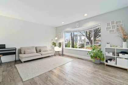 7688 Burgess Street, Burnaby, BC, Burnaby — Single Family Residence for sale