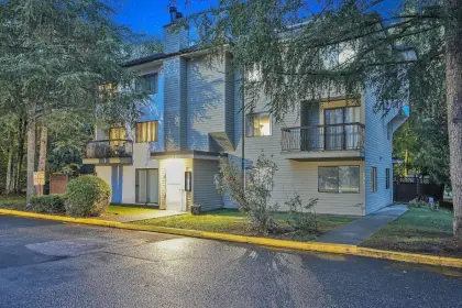 204 7064 133b Street, Surrey, BC, Surrey — Apartment/Condo for sale