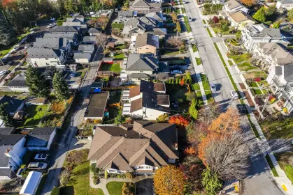 1024 Stewart Avenue, Coquitlam, BC, Coquitlam — Half Duplex for sale