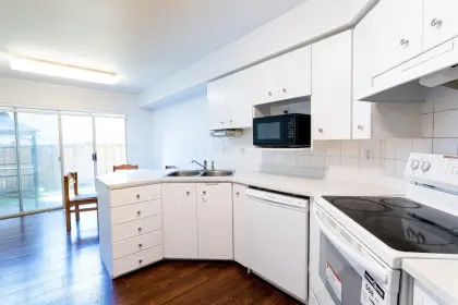 12 8257 121a Street, Surrey, BC, Surrey — Townhouse for sale