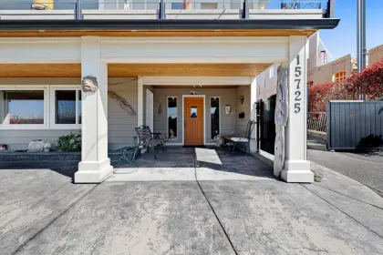15725 Pacific Avenue, White Rock, BC, White rock — Single Family Residence for sale