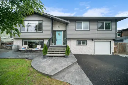 11828 Bonson Road, Pitt Meadows, BC, Pitt meadows — Single Family Residence for sale