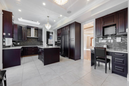 Breakfast Nook Photo of 2817 Oliver Crescent, Vancouver, BC