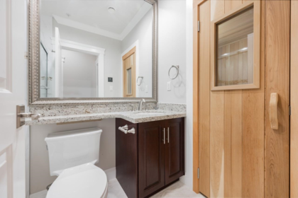 Entry Foyer Photo of 2817 Oliver Crescent, Vancouver, BC