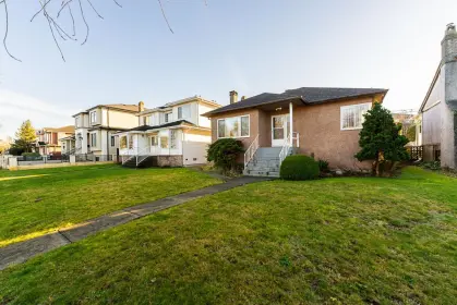 2730 E 3rd Avenue, Vancouver, BC, Vancouver — Single Family Residence for sale