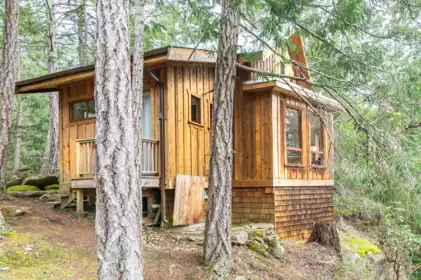 390 Juniper Lane, Galiano Island, BC, Galiano Island — Single Family Residence for sale