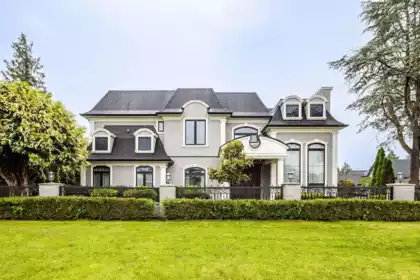 9800 Saunders Road, Richmond, BC, Richmond — Single Family Residence for sale