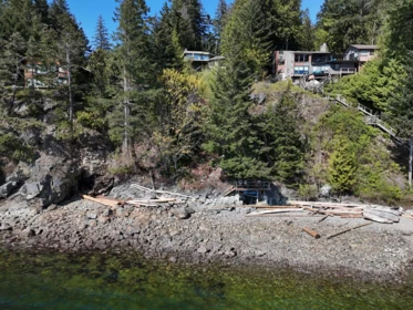 Community Amenities Photo (Clubhouse) of 7297 Belle Road, Sechelt, BC