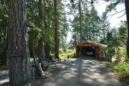 Neighborhood Park Photo Near 7297 Belle Road, Sechelt, BC