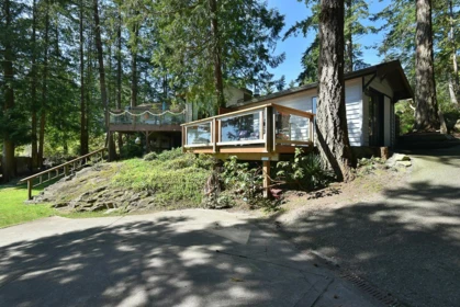 Outdoor Kitchen Photo of 7297 Belle Road, Sechelt, BC
