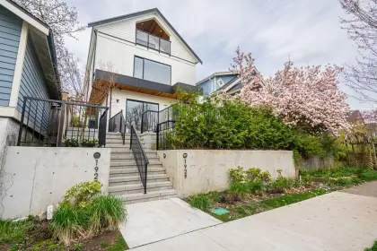 1929 E 8th Avenue, Vancouver, BC, Vancouver — Half Duplex for sale