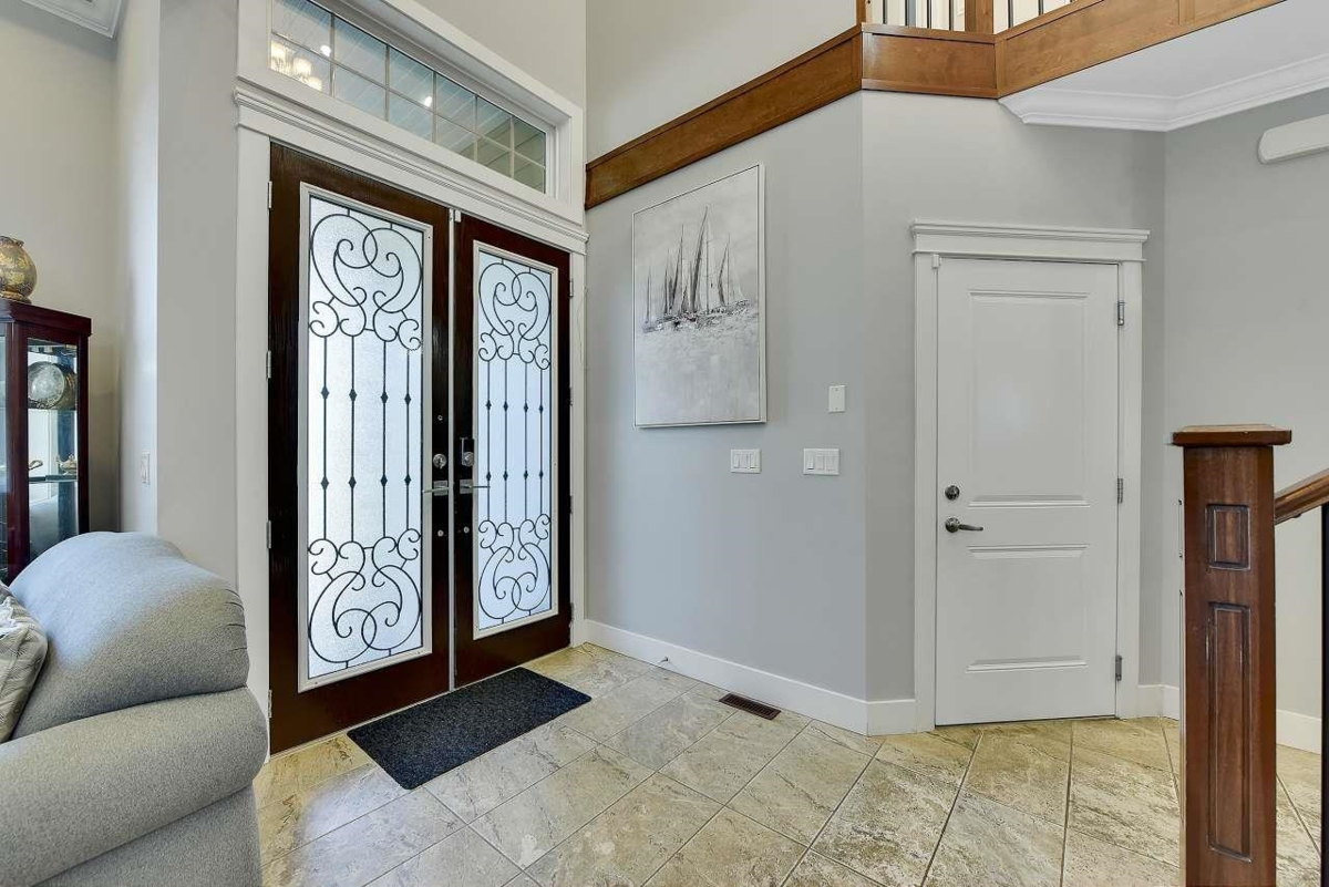 Breakfast Nook Photo of 2700 Caboose Place, Abbotsford, BC