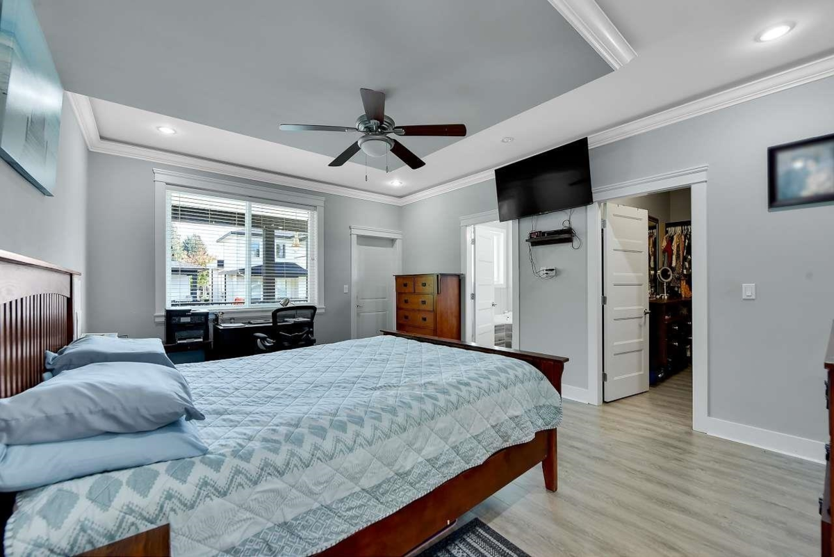 Hallway Photo of 2700 Caboose Place, Abbotsford, BC