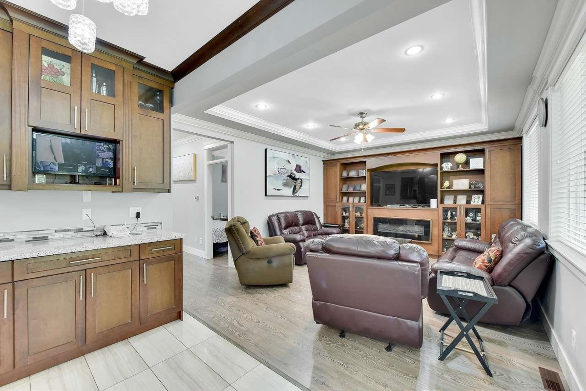 Powder Room Photo of 2700 Caboose Place, Abbotsford, BC