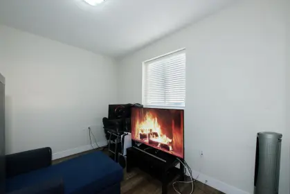 213 E 64 Avenue, Vancouver, BC, Vancouver — Half Duplex for sale