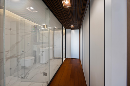 Hallway Photo of 1204 1033 Nelson Street, Vancouver, BC