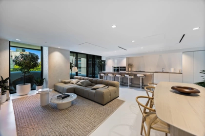Hot Tub / Spa Photo of 1204 1033 Nelson Street, Vancouver, BC