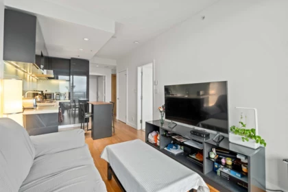3807 777 Richards Street, Vancouver, BC, Vancouver — Apartment/Condo for sale
