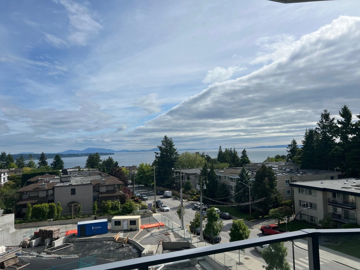Bedroom 4 Photo of 506 1500 Martin Street, White Rock, BC