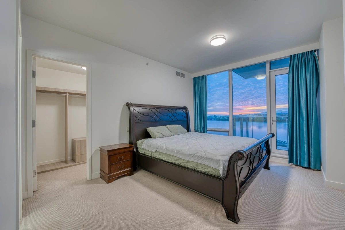 Kitchen Island Photo of 402 6611 Pearson Way, Richmond, BC